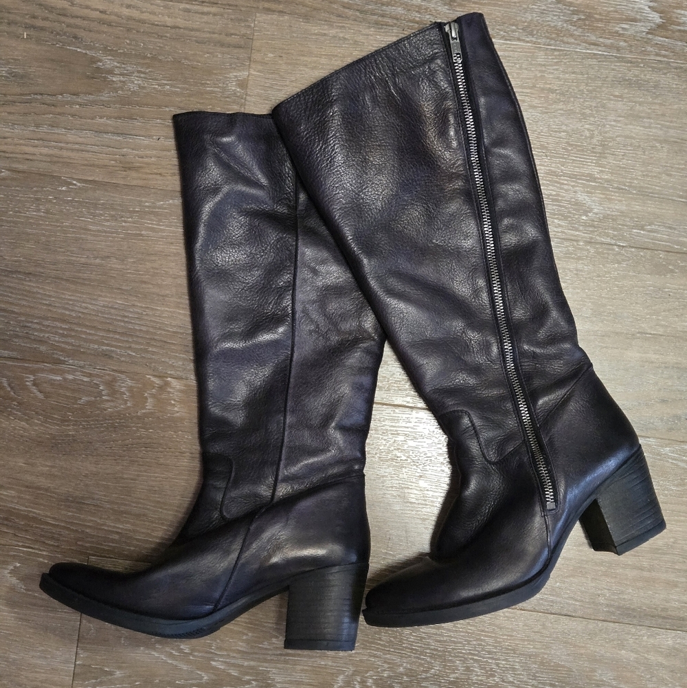 Made in Portugal Knee High Lined Leather Block Heeled Zip Up Boots